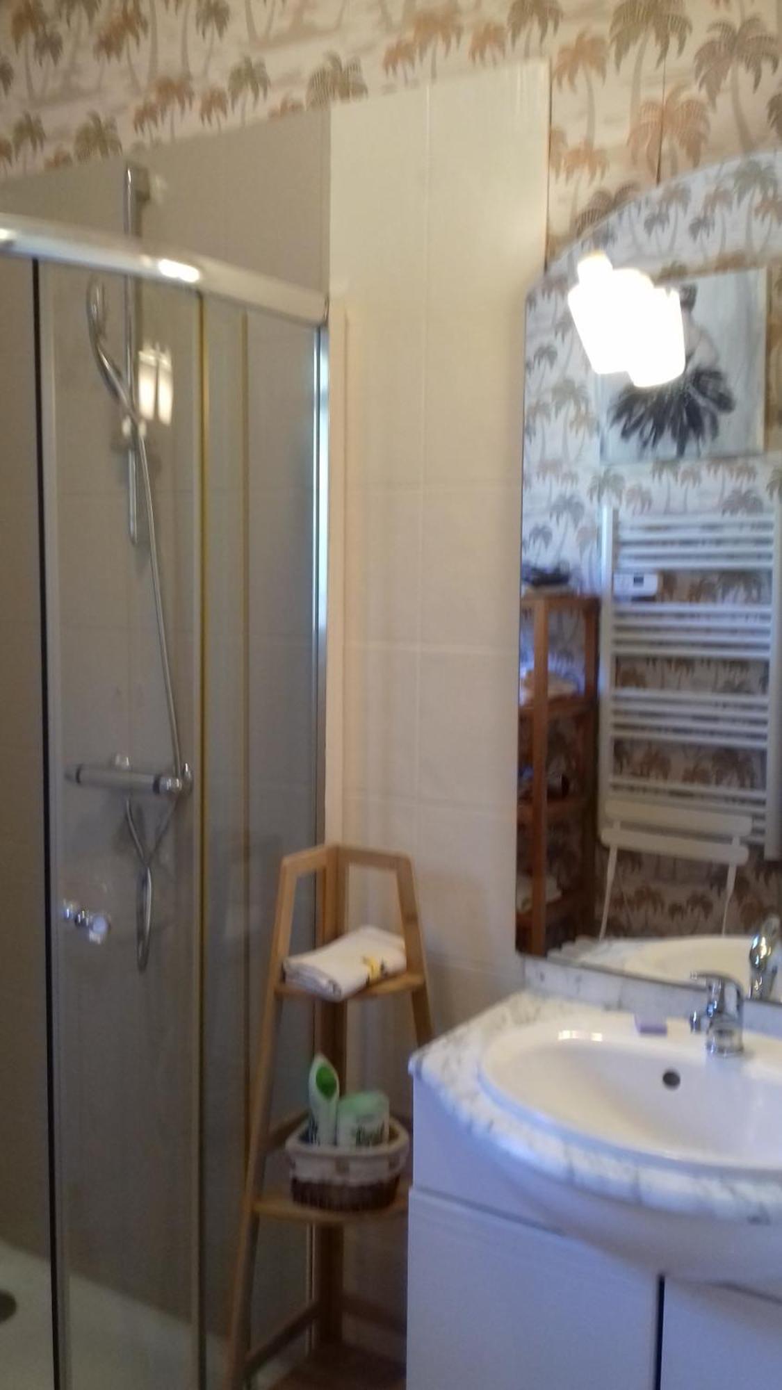 Les Chardons Bleus Bed & Breakfast Lorgues Luaran gambar